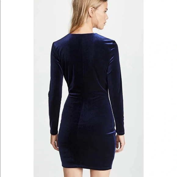 BLACK HALO NWT Lara Navy Blue Velvet Twist Mini Dress - Picture 6 of 12